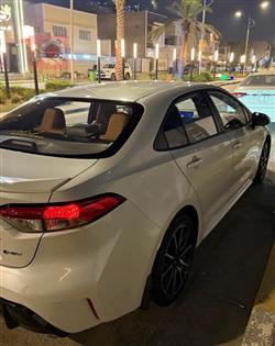 تۆیۆتا کۆرۆلا